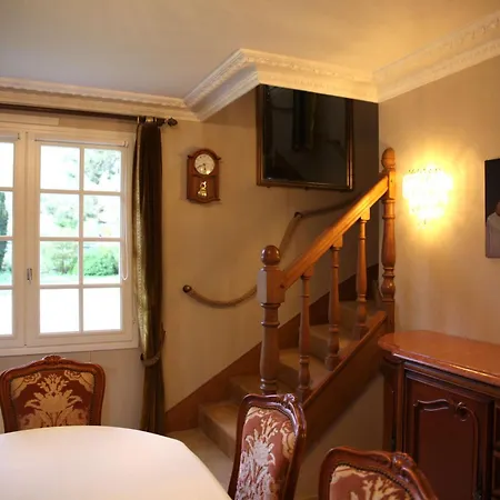 Le Clos Morin - D'hotes Bed & Breakfast Giverny